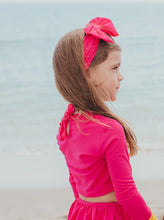 Load image into Gallery viewer, Color Block Long Sleeve Rash Guard