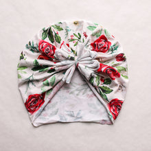 Load image into Gallery viewer, Mistletoe Bow Turban