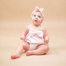 Load image into Gallery viewer, Soft Pink Bow Turban