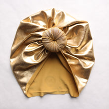 Load image into Gallery viewer, Gold Knot Turban