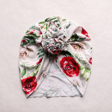 Load image into Gallery viewer, Mistletoe Rose Turban