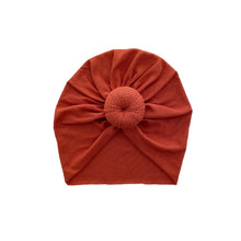 Load image into Gallery viewer, Ribbed Rust Knot Turban